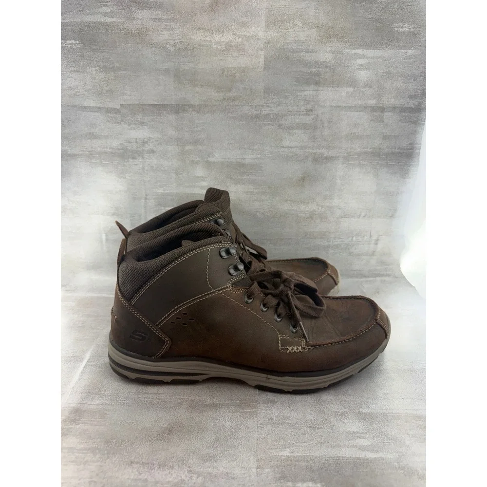 Skechers Men Classic Fit 65169 Chocolate Brown Leather Moc Toe Boots Size 11
